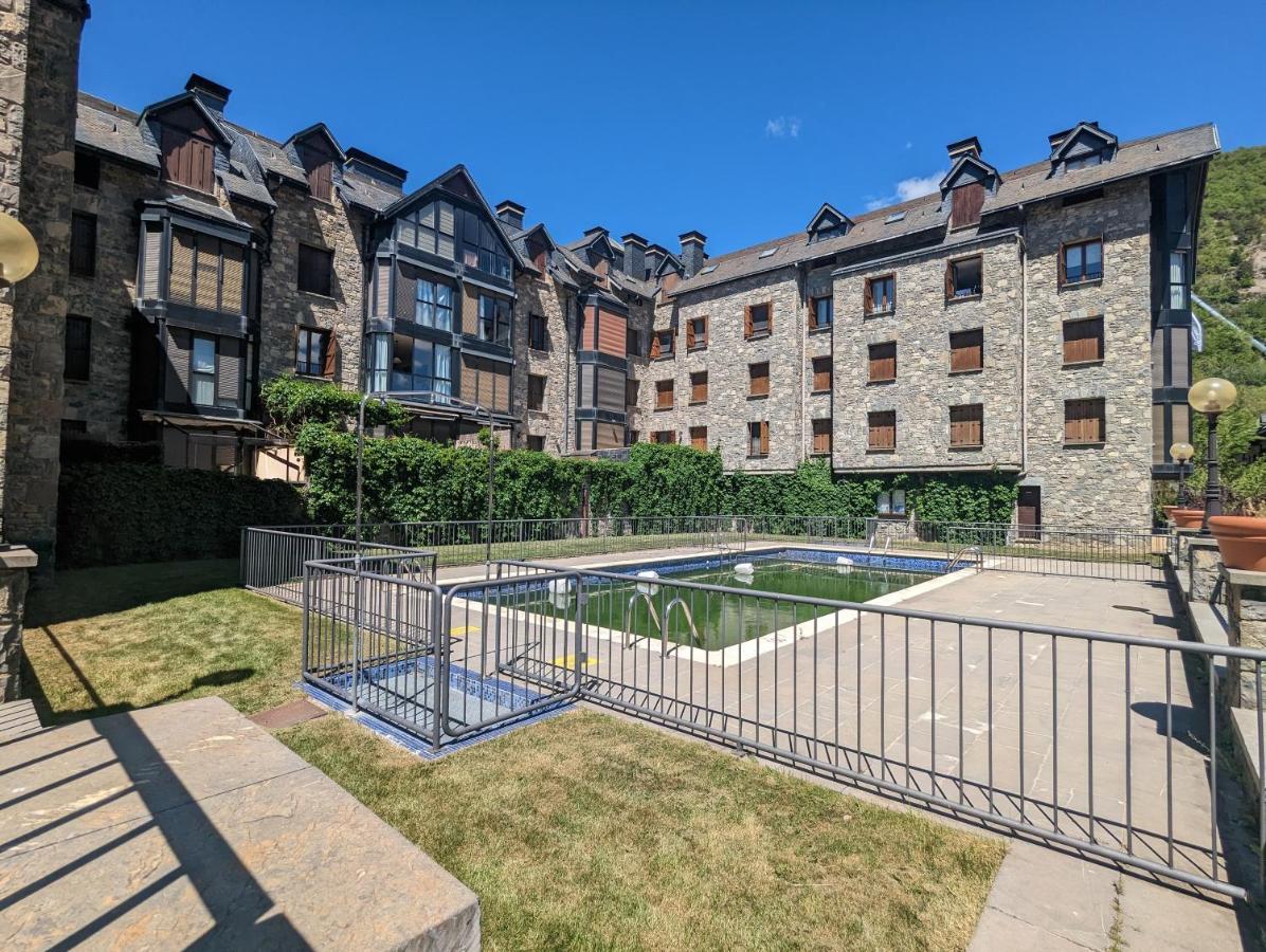 Piso Grande La Vina Apartment Biescas  Luaran gambar