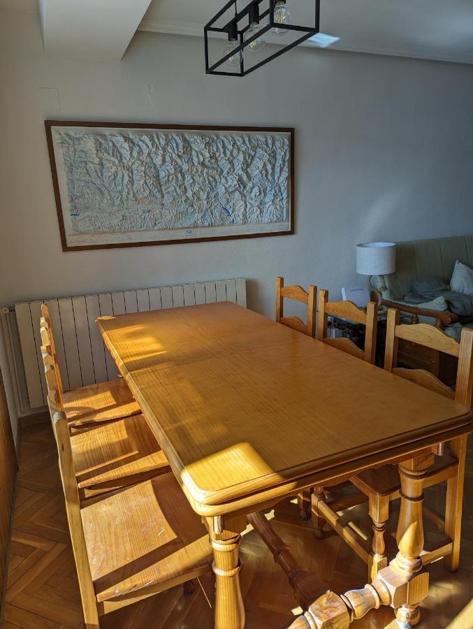 Piso Grande La Vina Apartment Biescas  Luaran gambar